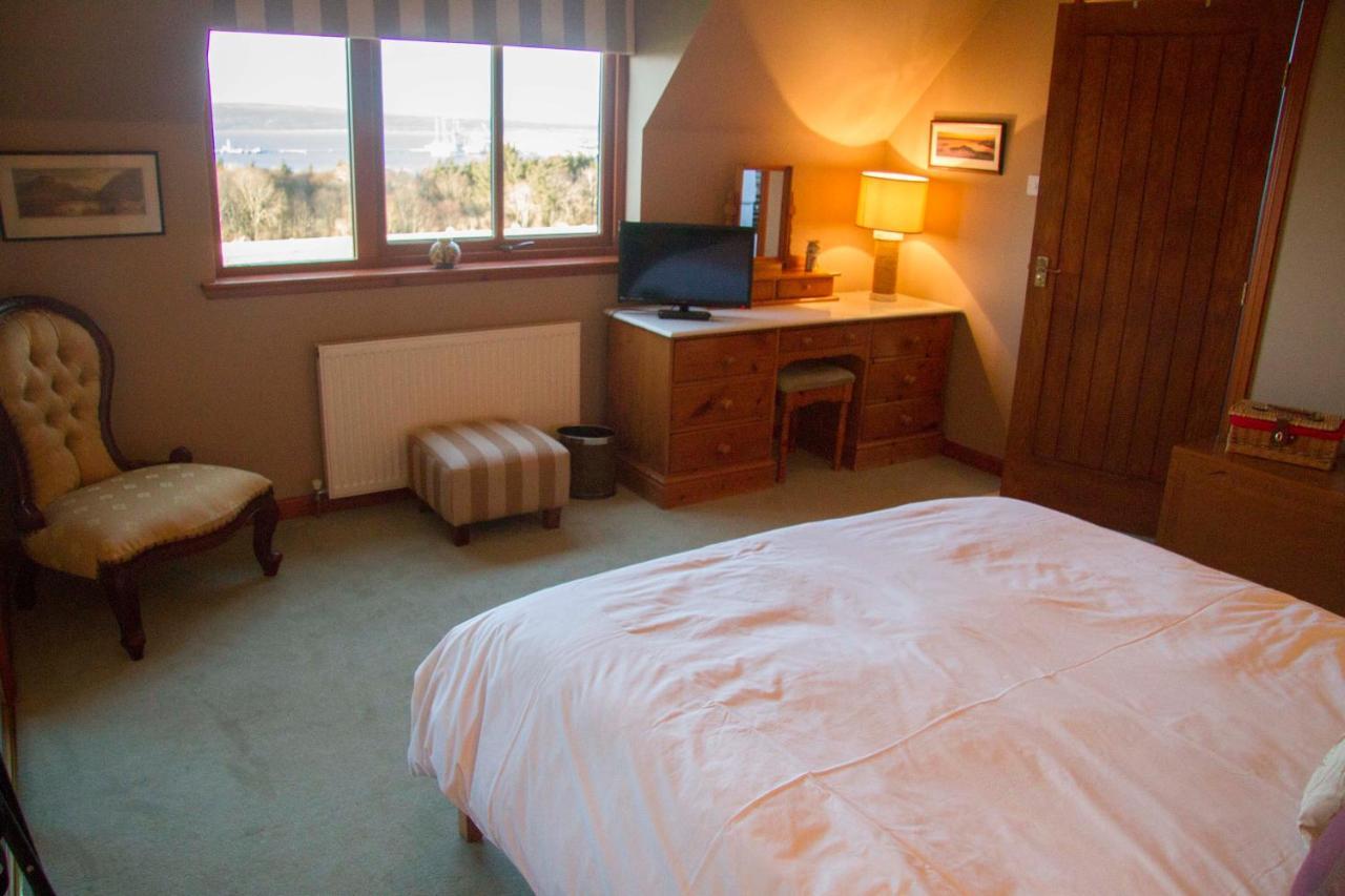 High Fields Bed and Breakfast Cromarty Exteriör bild