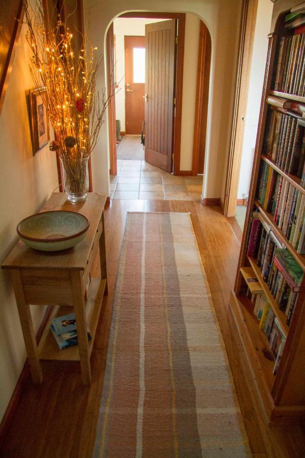 High Fields Bed and Breakfast Cromarty Exteriör bild