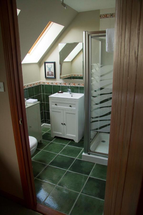 High Fields Bed and Breakfast Cromarty Exteriör bild